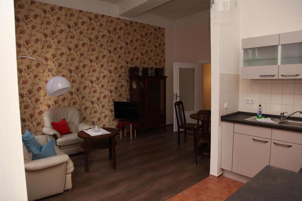 Ferienwohnung Hoellenblick 奎德林堡 客房 照片